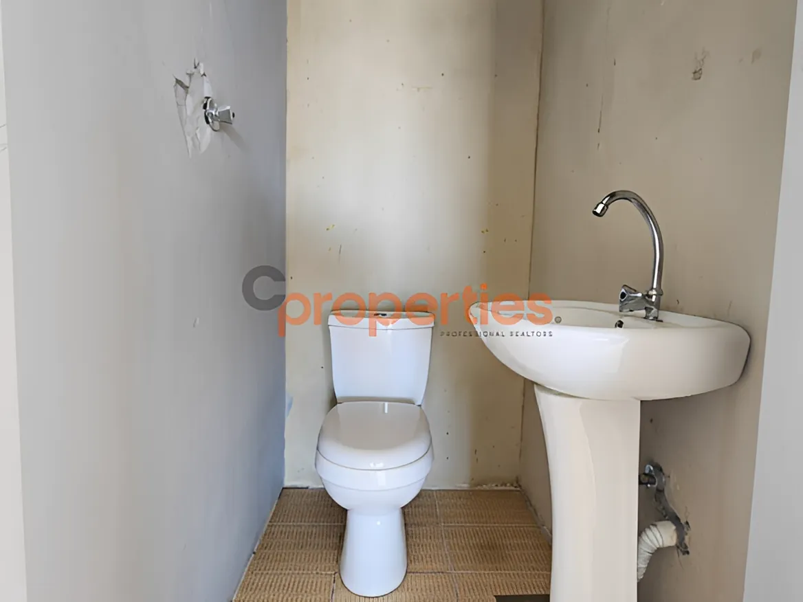 Shop for Rent in Aamchit