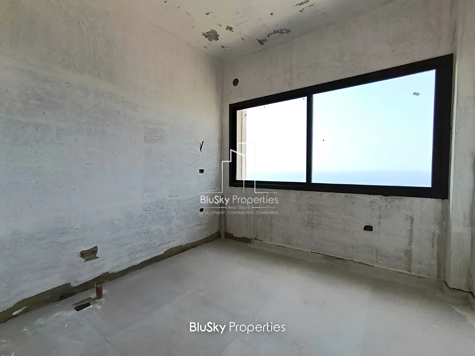 Apartment for Sale in Bouar - 2 bed, 2 bath