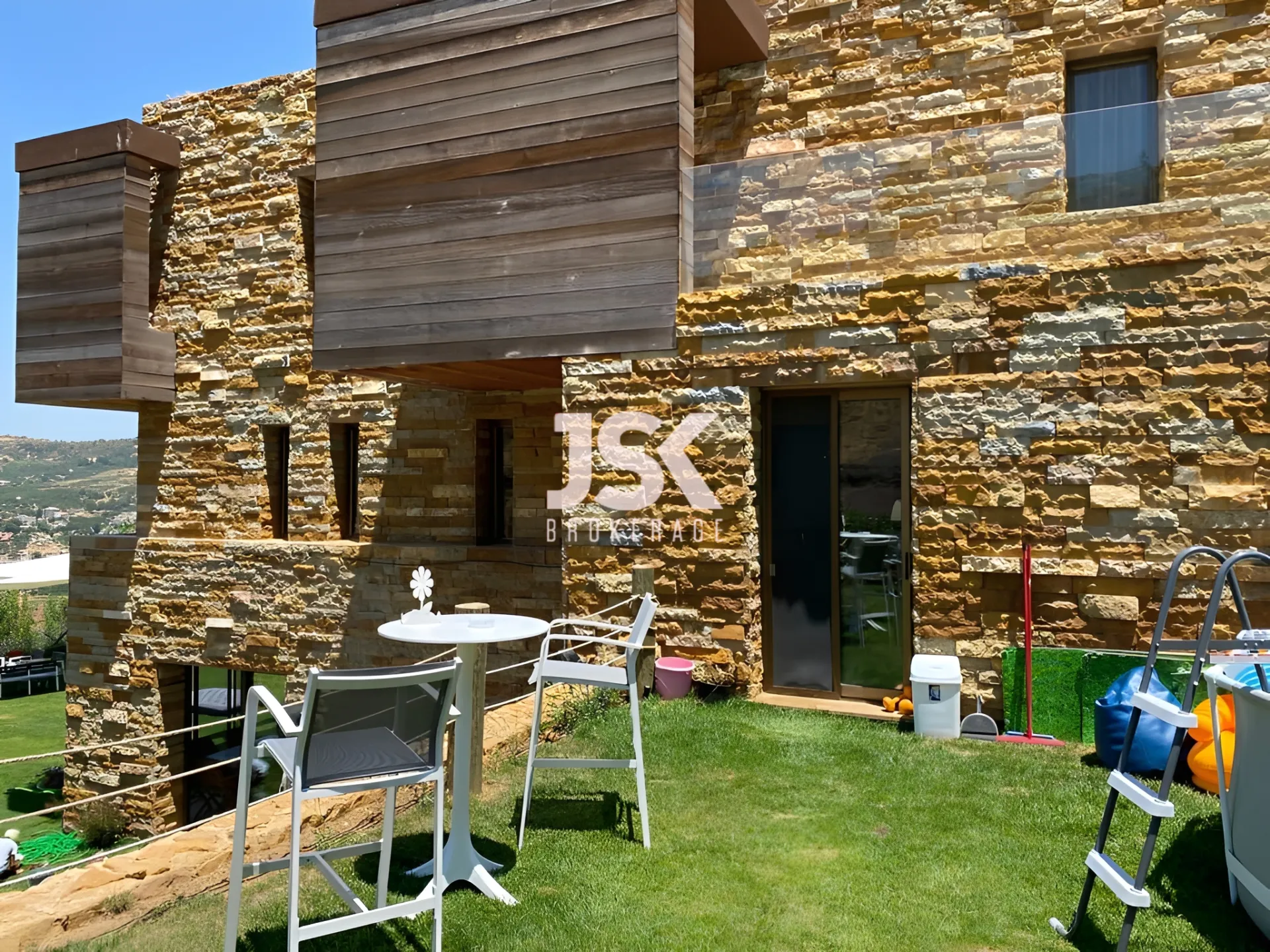 Chalet for Sale in Faqra