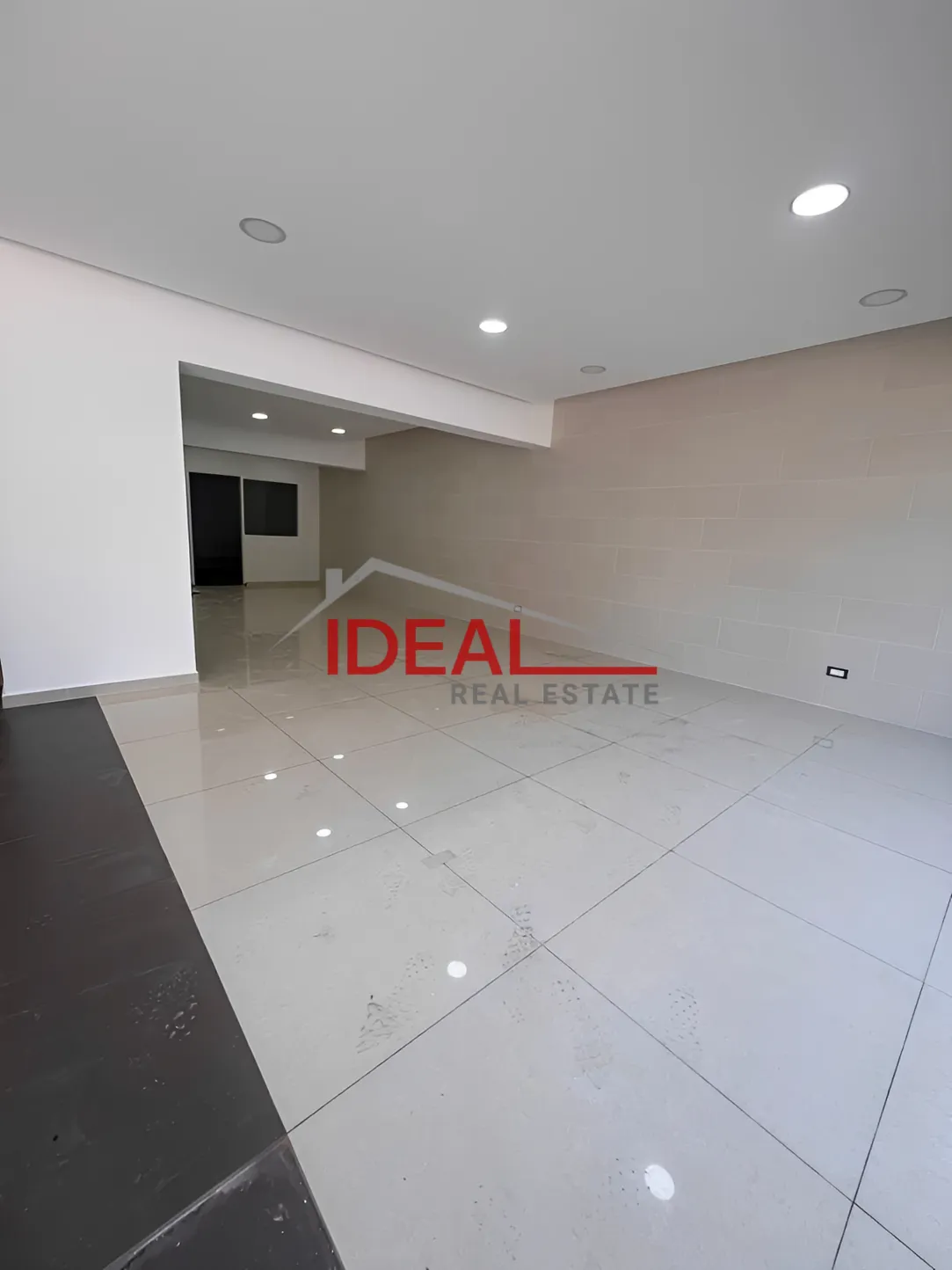 Shop for rent in Kaslik, Lebanon