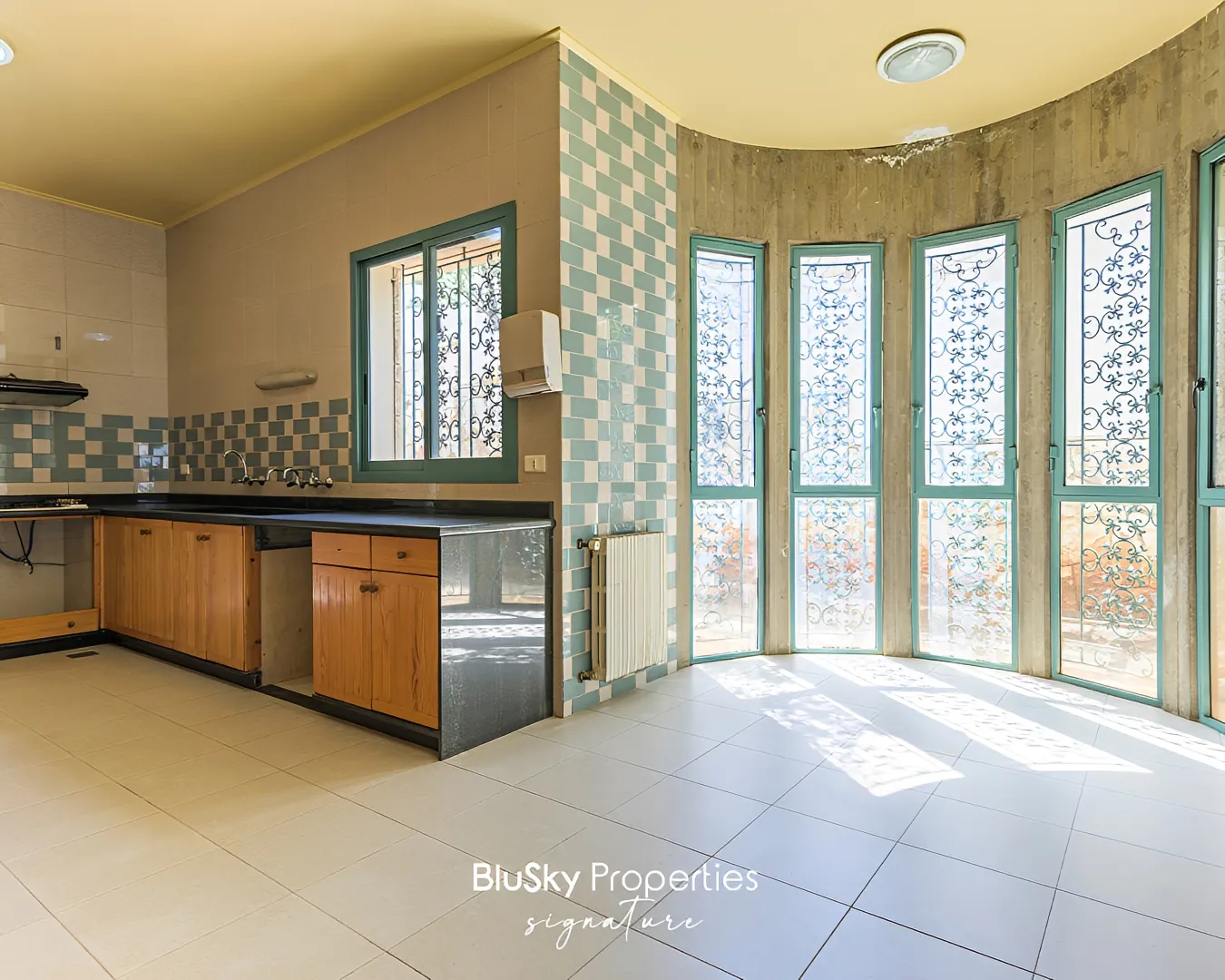 Villa for sale in Monteverde main street، lebanon