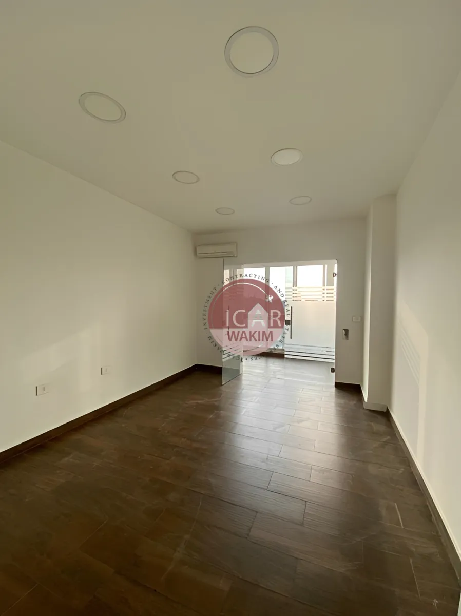 Office for rent in Jdeideh