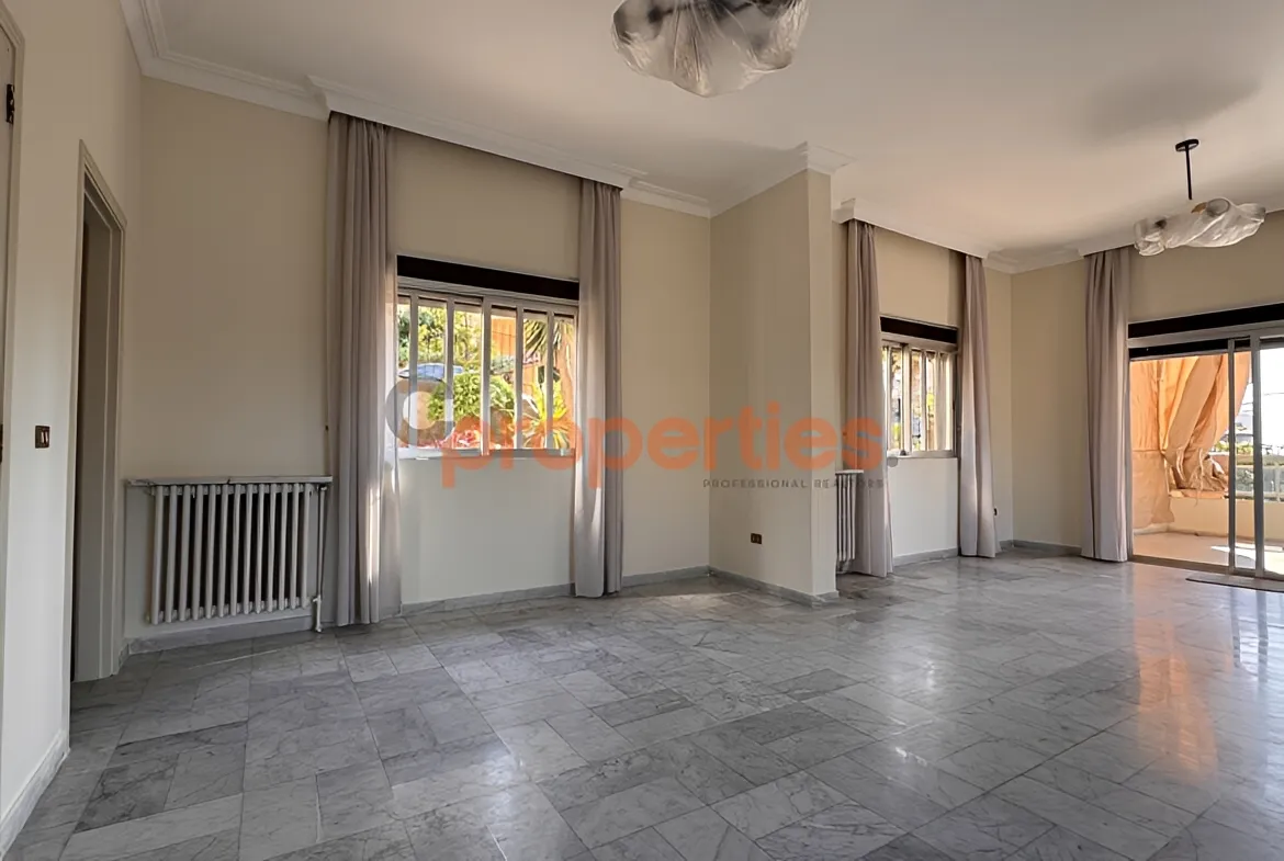 Apartment for Sale in Aaoukar - 3 bath