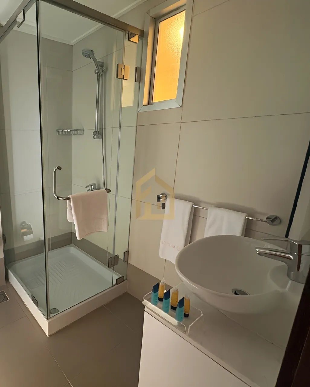 Apartment for rent in Raoucheh, Beirut, Lebanon