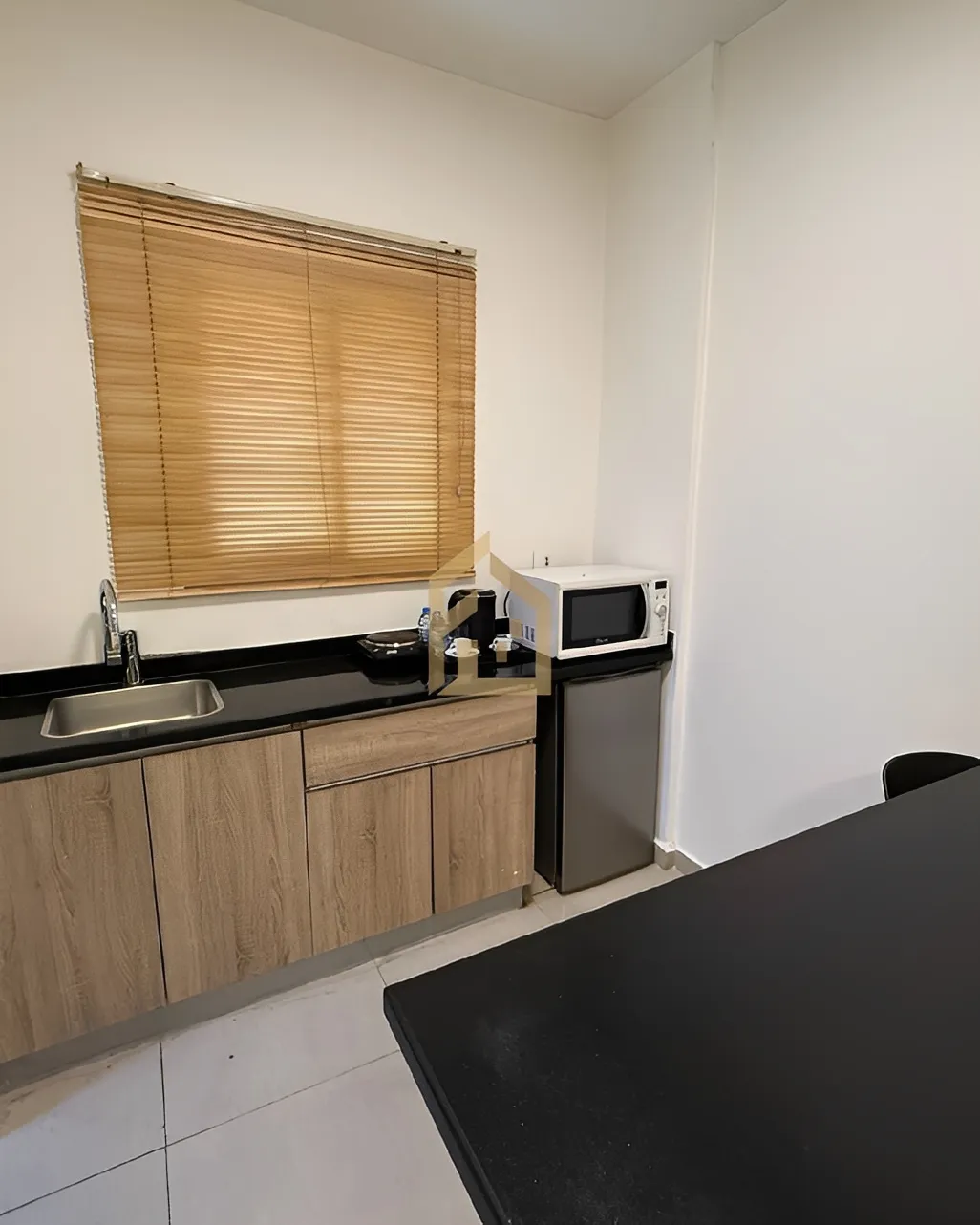 Studio for Rent in Ain Al Mraiseh, Beirut, Lebanon - 1 bed, 1 bath