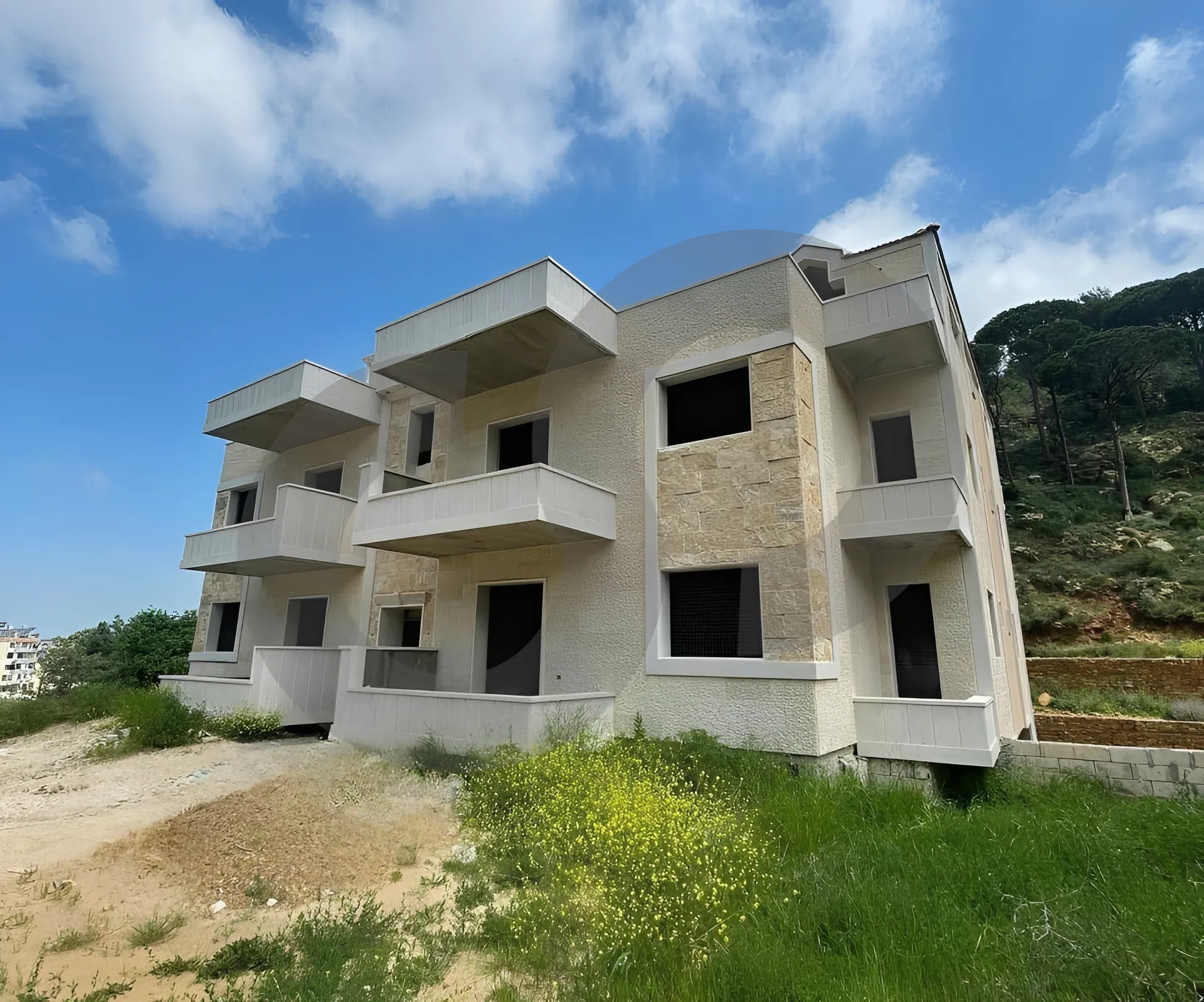 Apartment for Sale in Aley - 2 bed, 3 bath