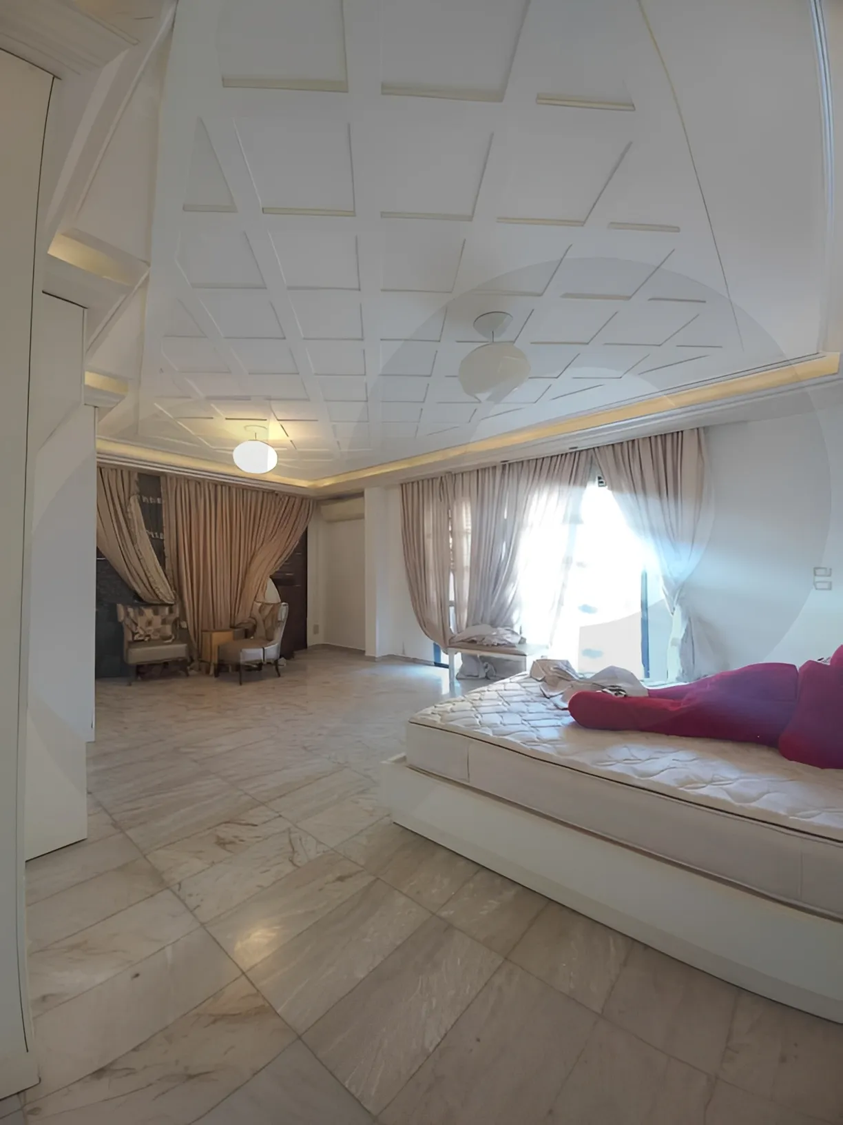 Apartment for Sale in Ain Al Mraiseh - 4 bed, 5 bath
