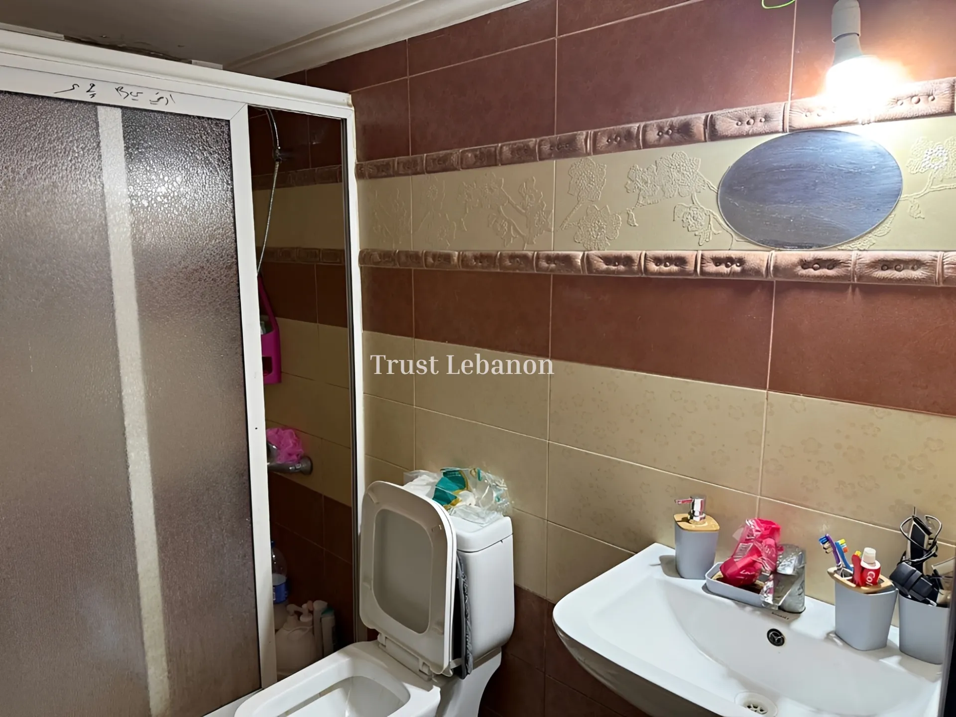 Apartment for sale in Dawhet Aramoun, Lebanon - 2 bed, 3 bath