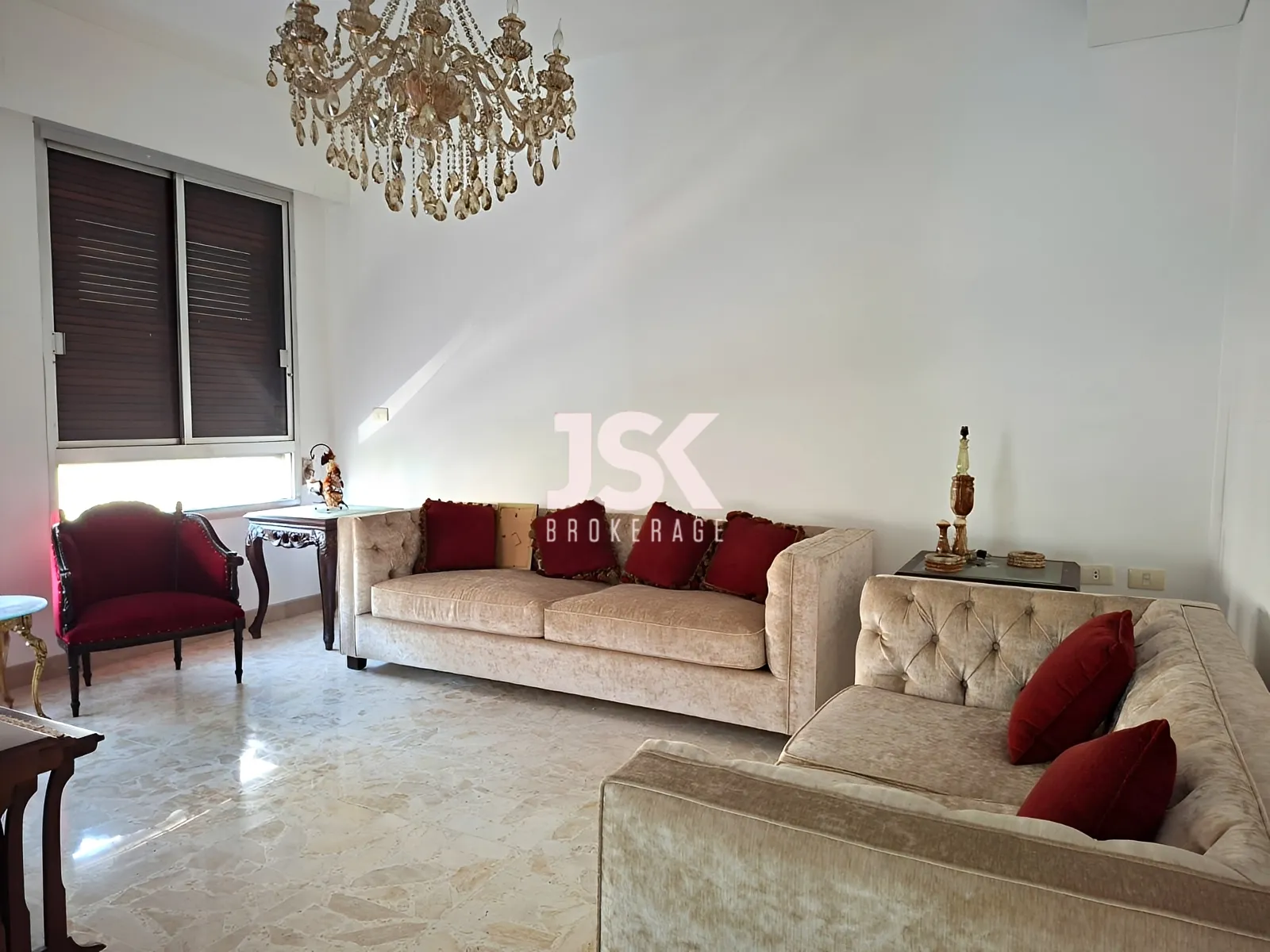 Apartment for Rent in Ras Beirut - 4 bed, 2 bath