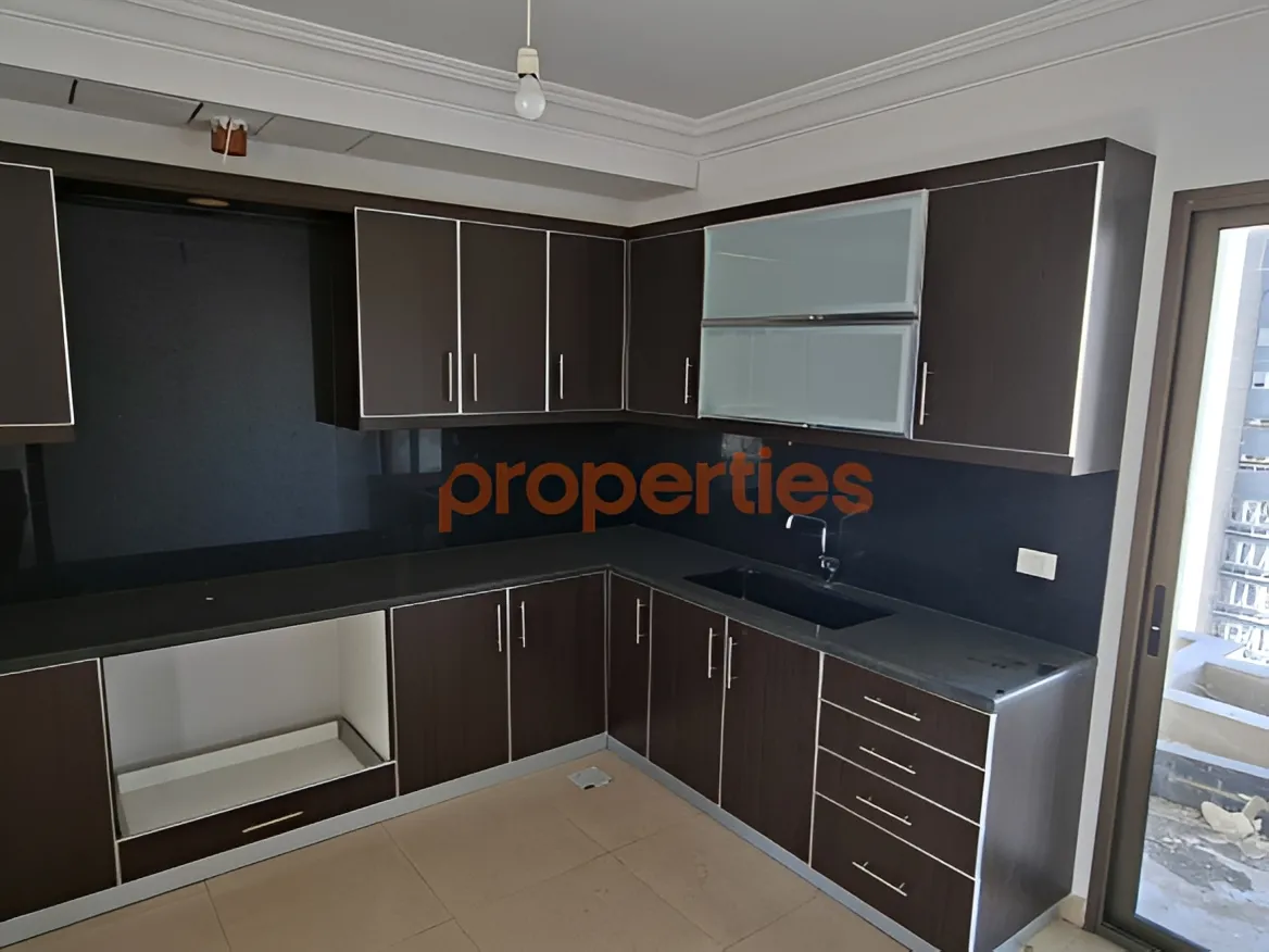 Apartment for Sale in Achrafieh - 3 bed, 4 bath