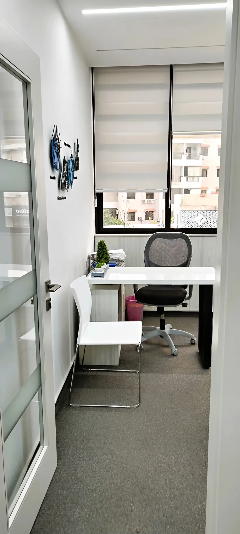 Office for rent in Ain El Remmaneh, Lebanon