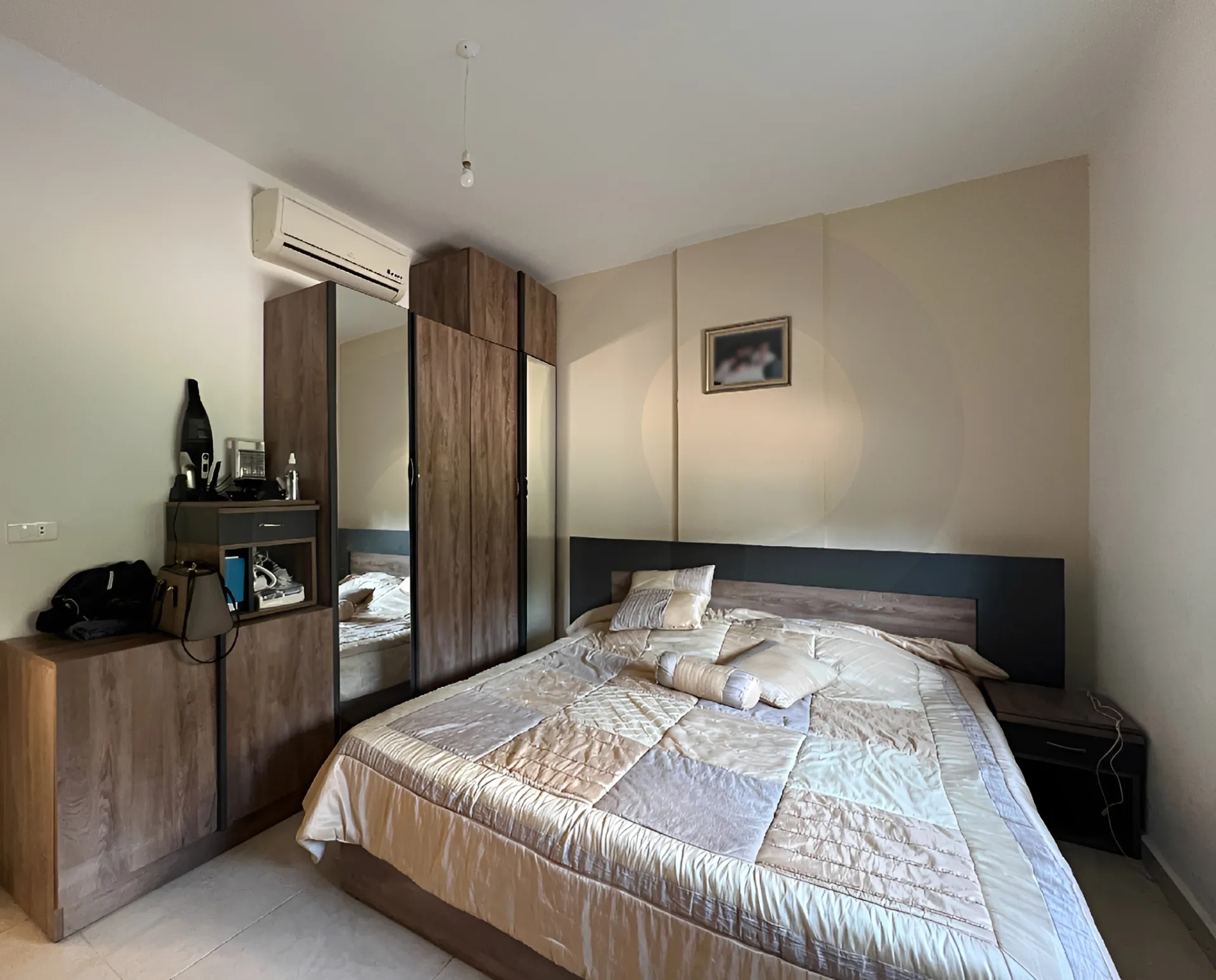 Building for Rent in Bsalim