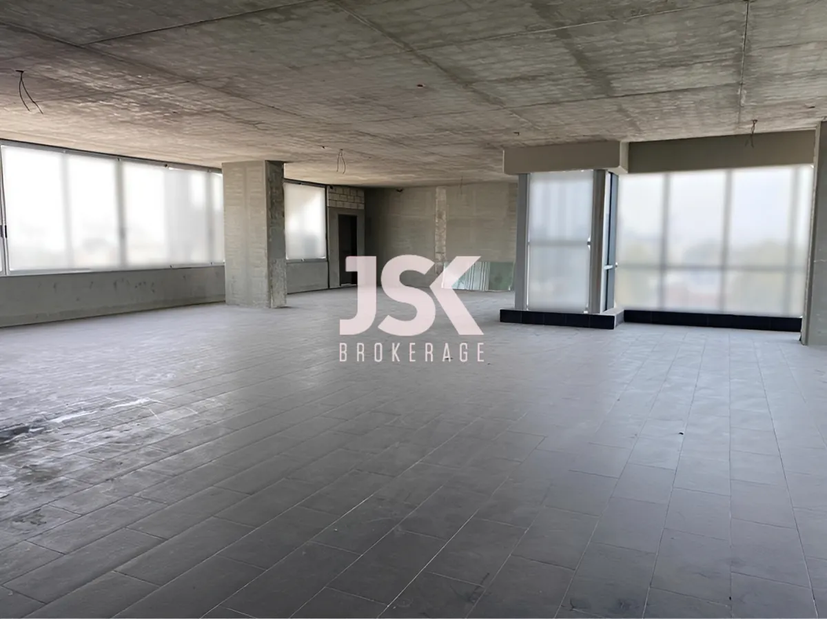 Office for rent in Achrafieh