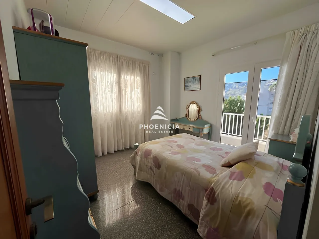 Villa for Sale in Kfardebian