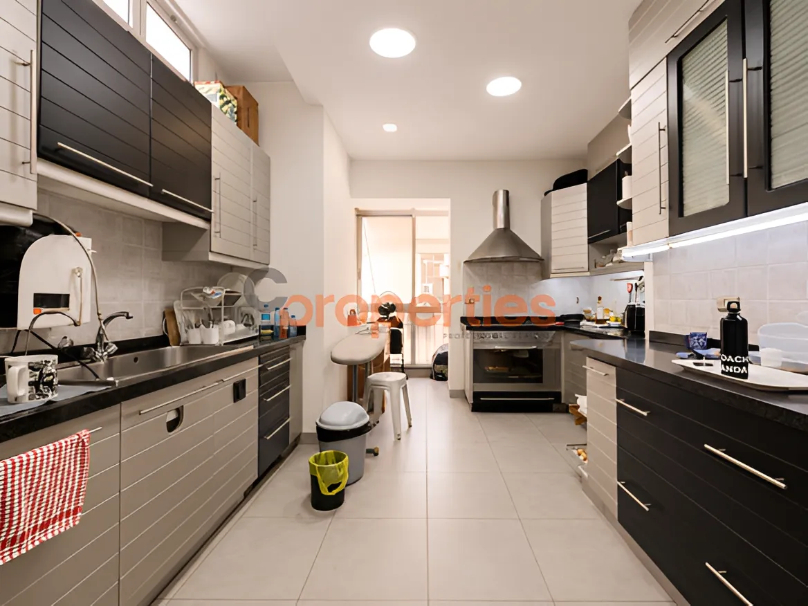 Apartment for Sale in Hamra