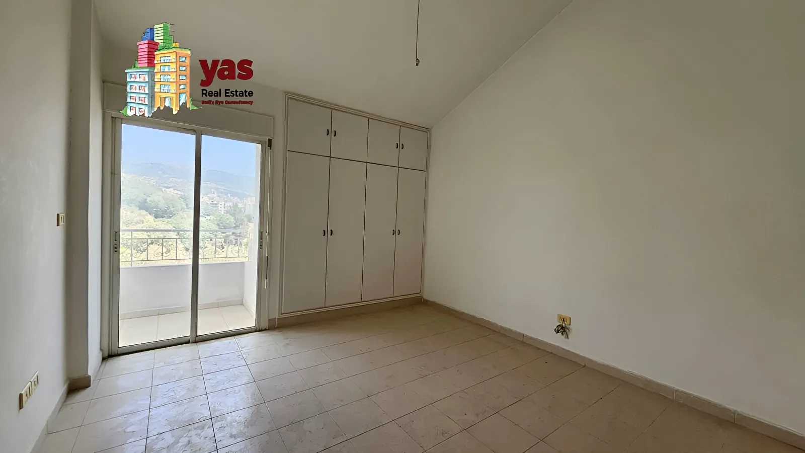 Apartment for Sale in Ballouneh - 3 bed, 3 bath