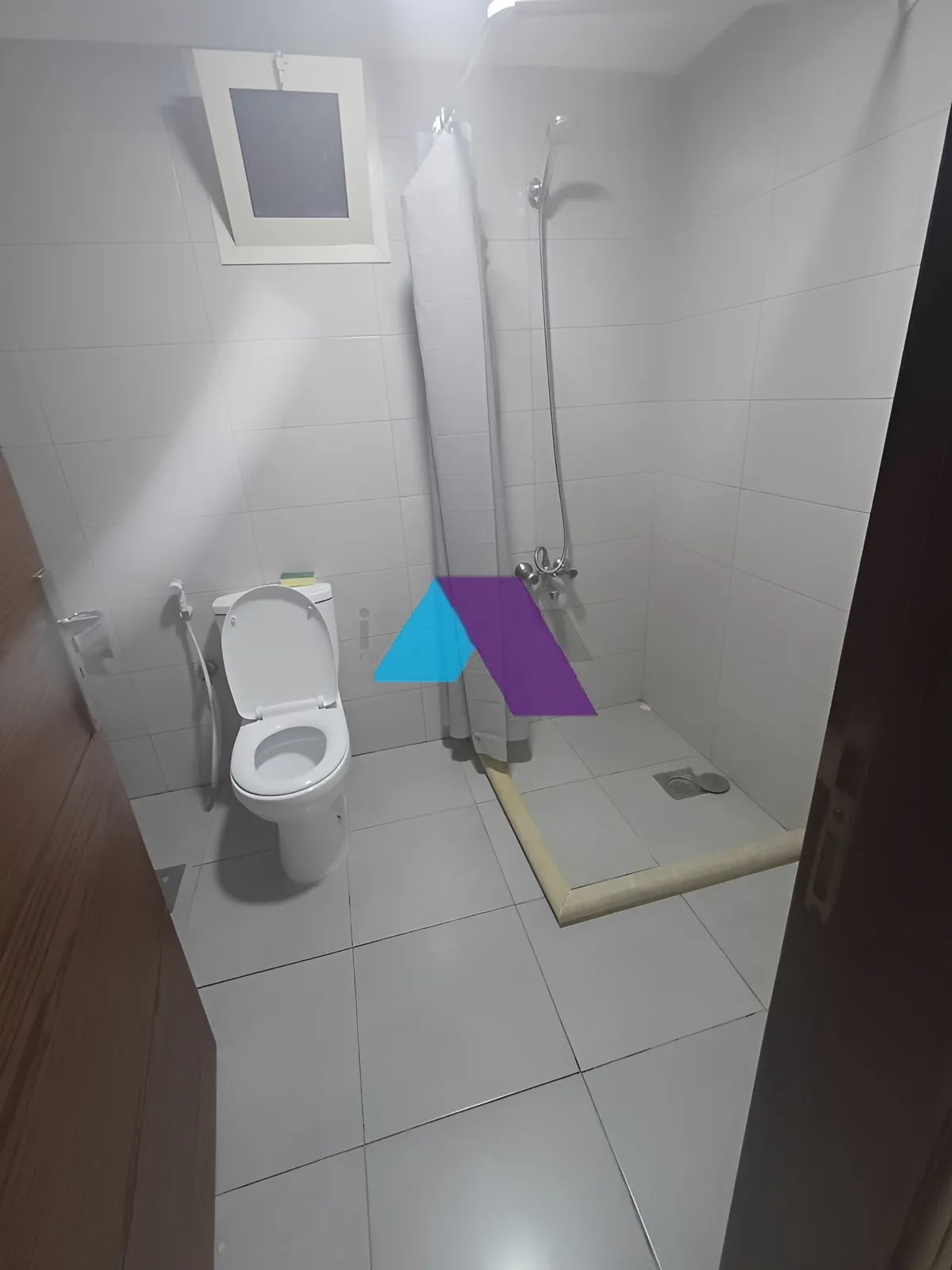 Apartment for sale in Maalaqah, Lebanon - 2 bed, 2 bath