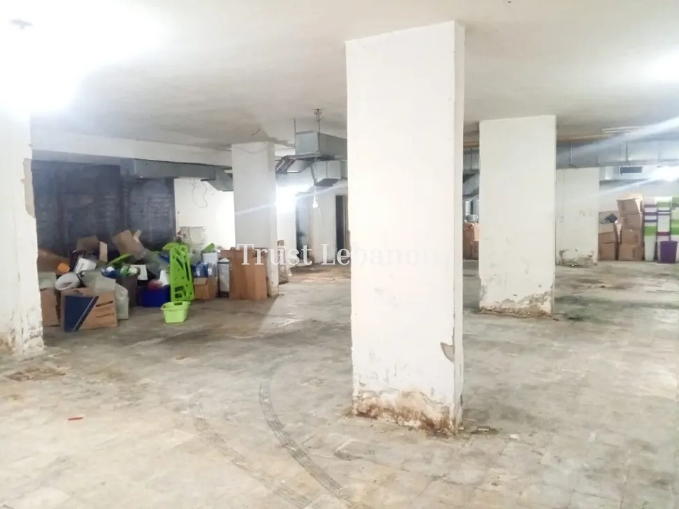 Warehouse for rent in Jnah, Lebanon