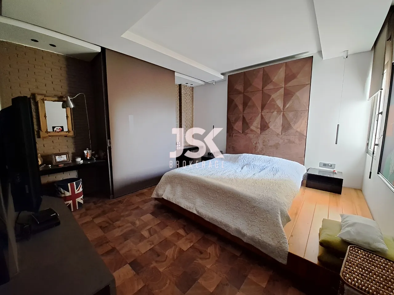 Apartment for Sale in Ain Najm