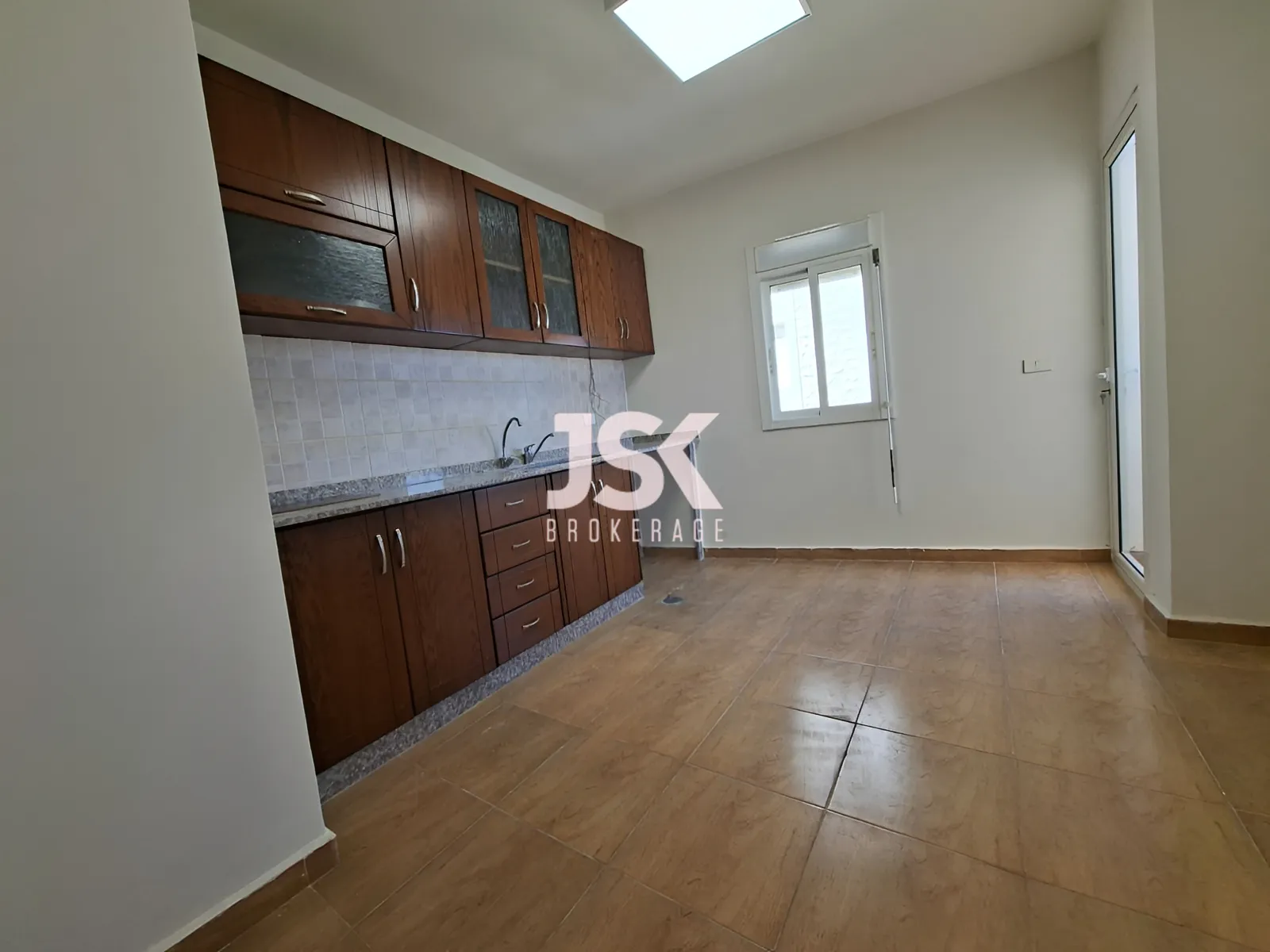 Apartment for Rent in Fidar - 3 bed, 3 bath