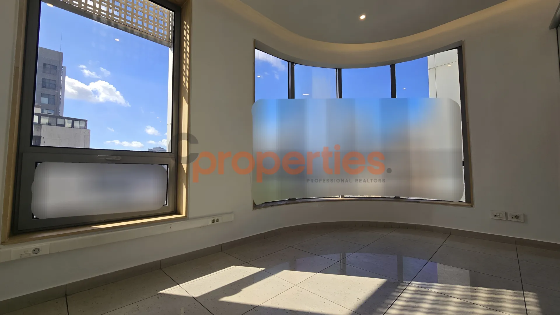 Office for Rent in Adliyeh