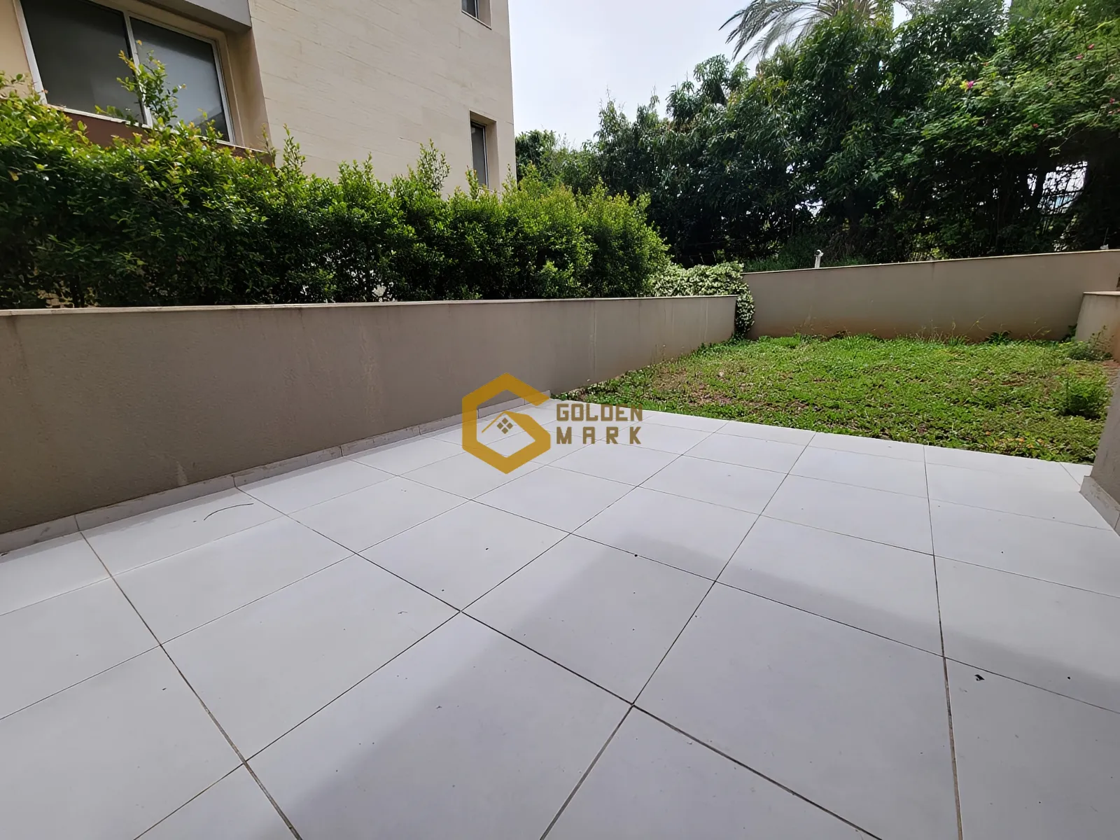 Duplex for Sale in Fidar