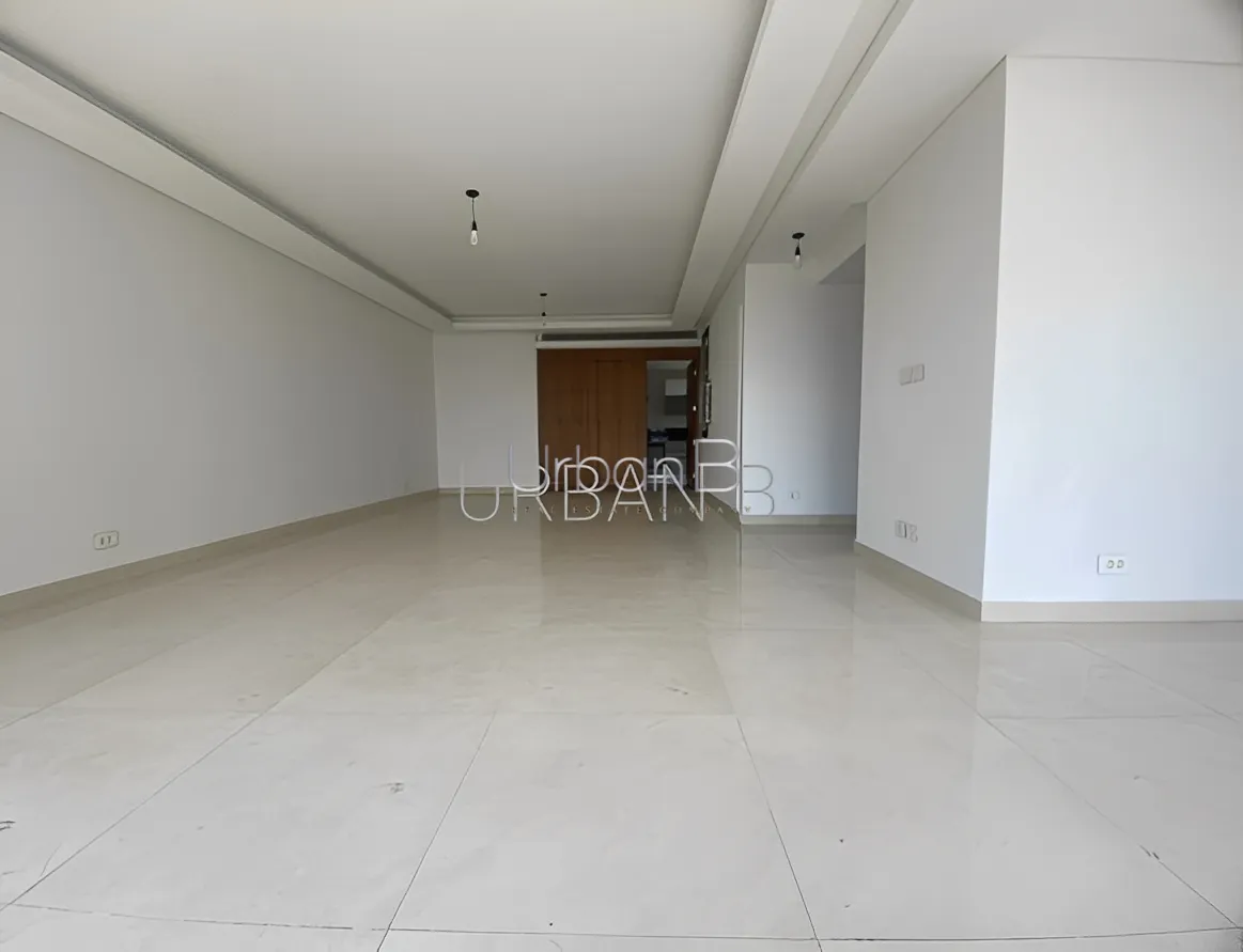 Apartment for Sale in Alfred Naccash, Bayrut, Lebanon