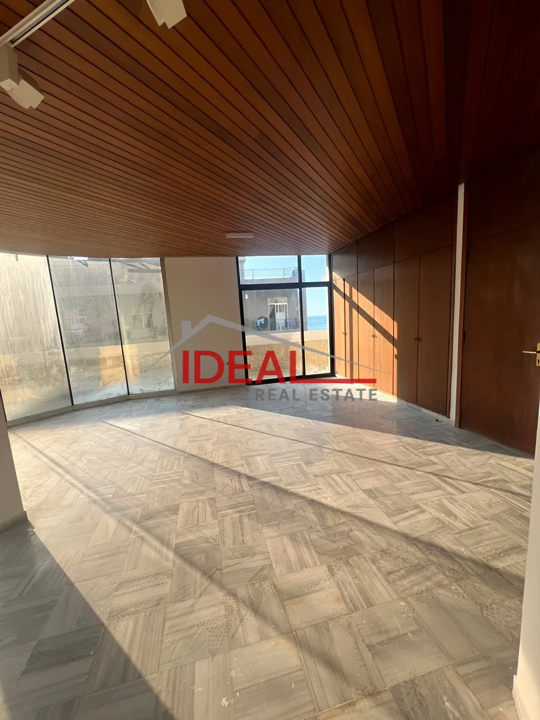 Office for rent in Jounieh, Lebanon