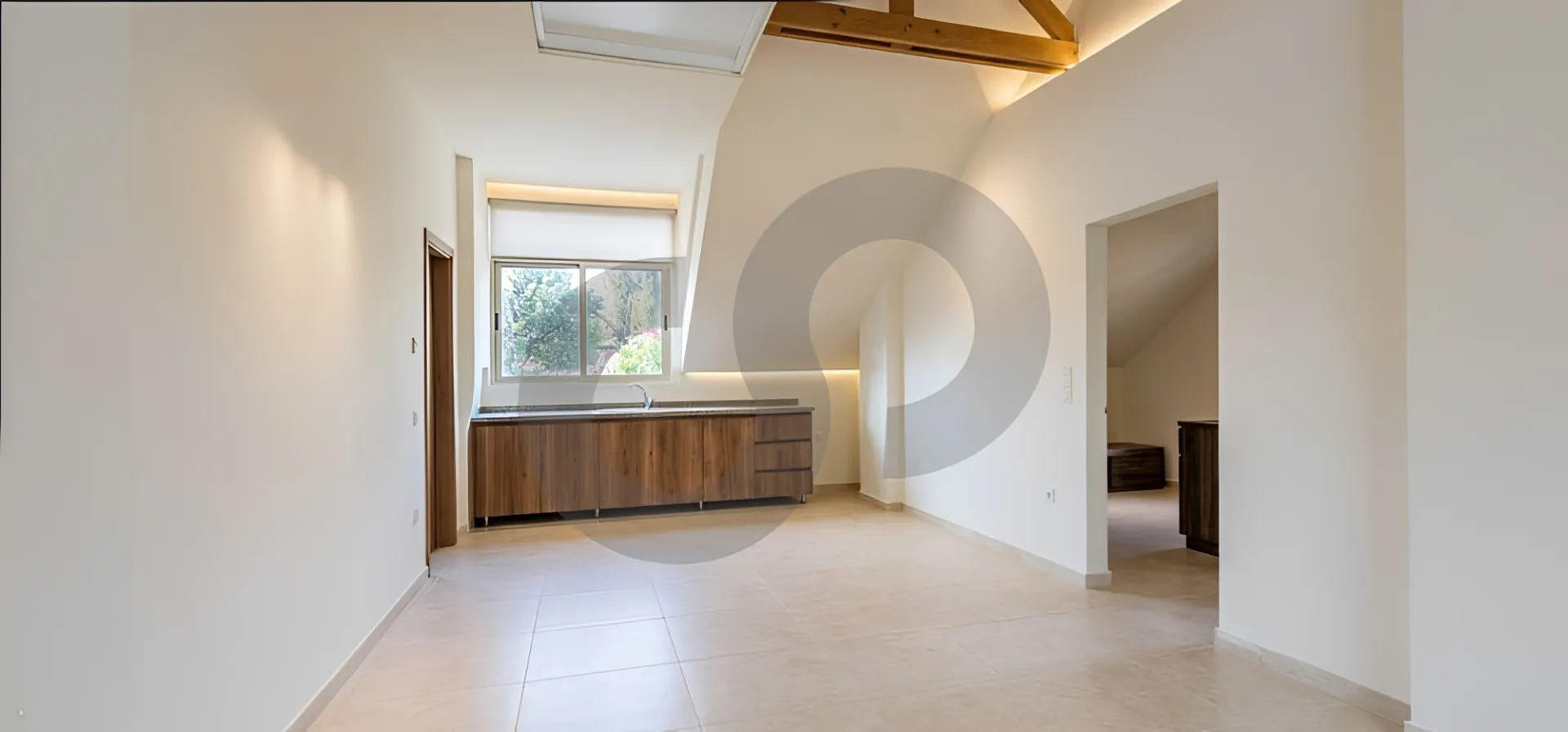 Apartment for Sale in Ain Aalaq