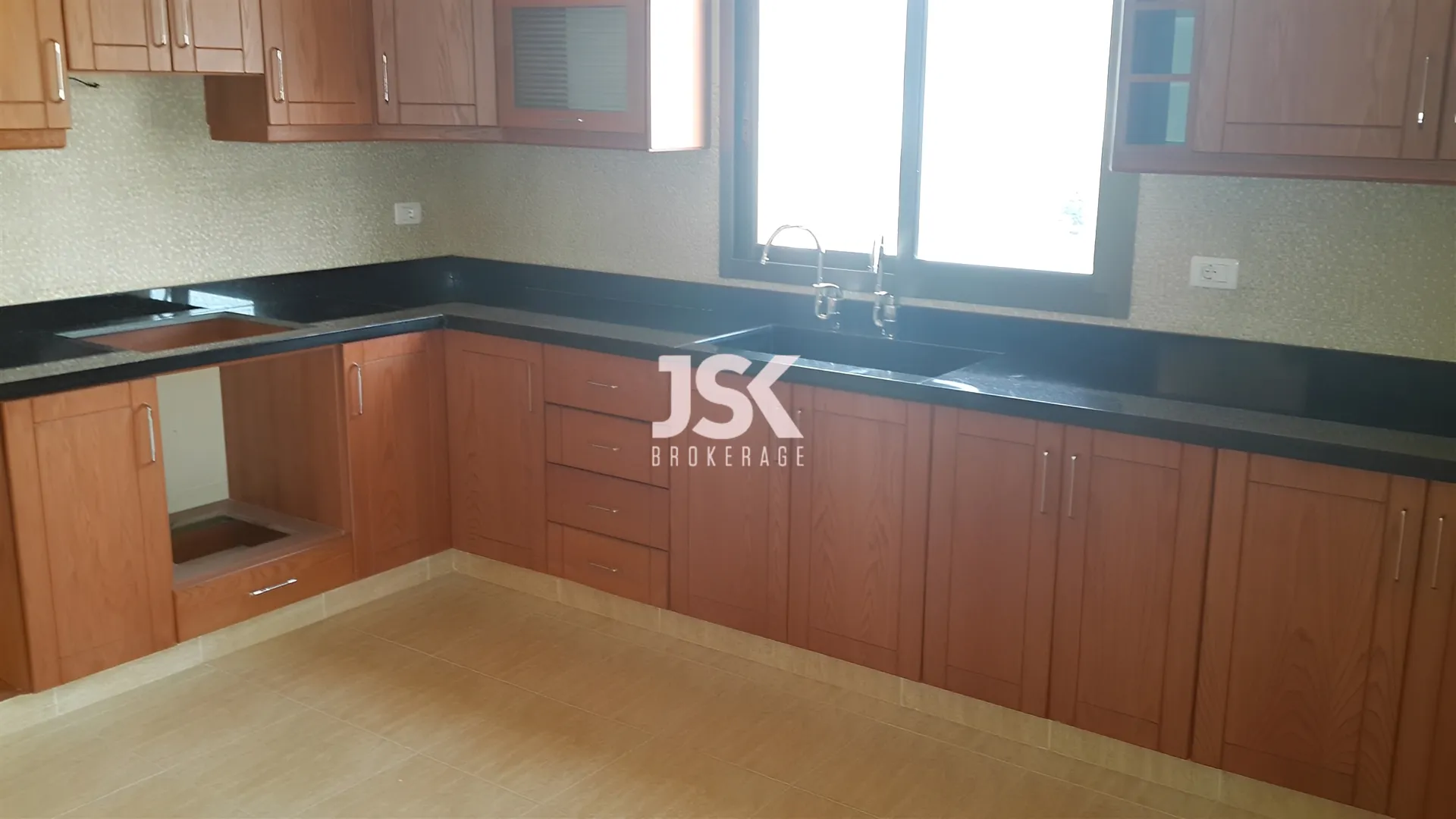 Apartment for Sale in Zouk Mosbeh