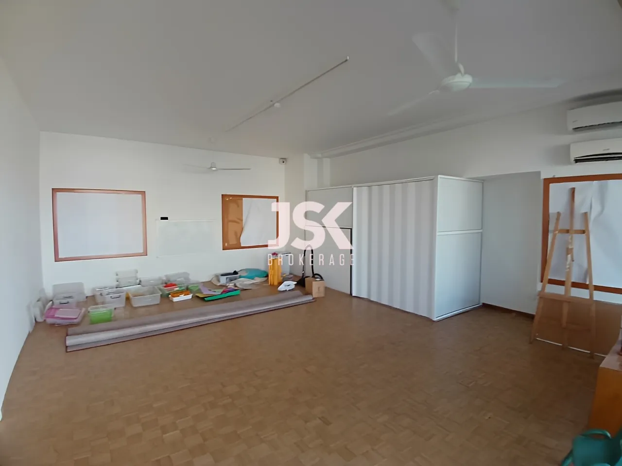 Villa for Sale in Naqqache