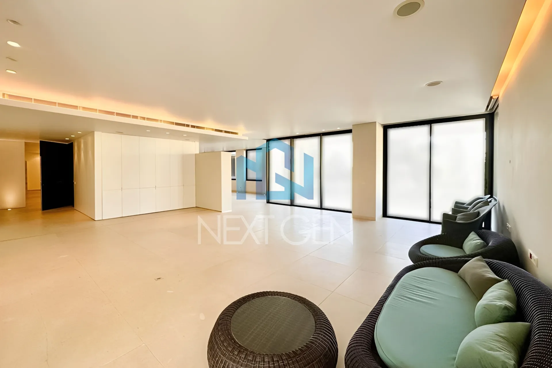Apartment for rent in Achrafieh, Beirut, Lebanon - 3 bed, 5 bath