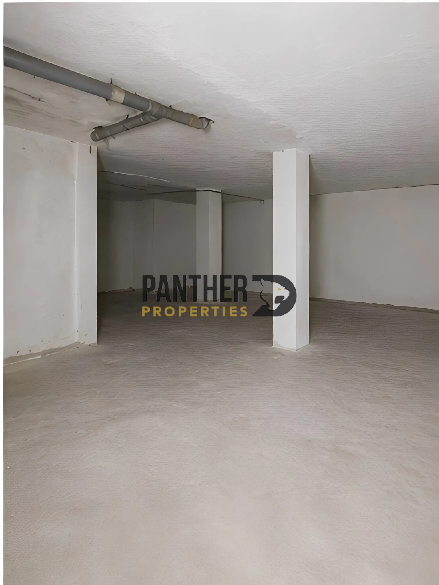 Warehouse for sale in Mazraat Yachoua, Lebanon