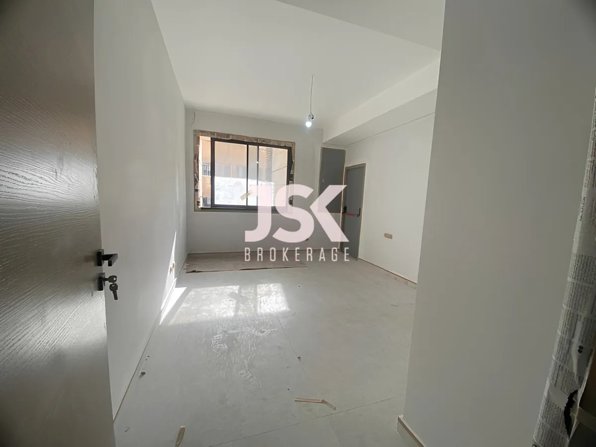 Apartment for Sale in Zokak el Blat, Beirut - 2 bed, 4 bath