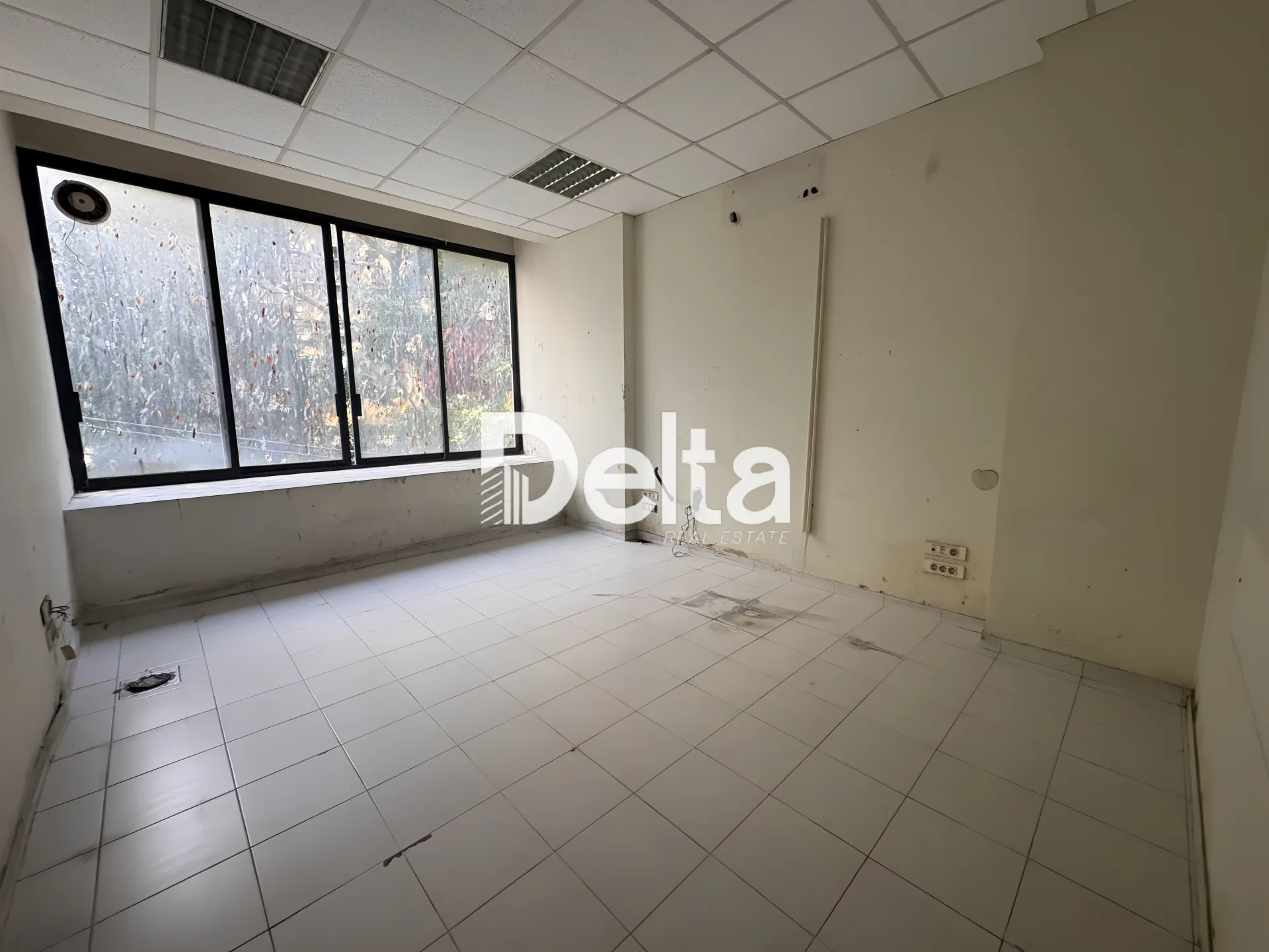 Office for rent in Mar Elias