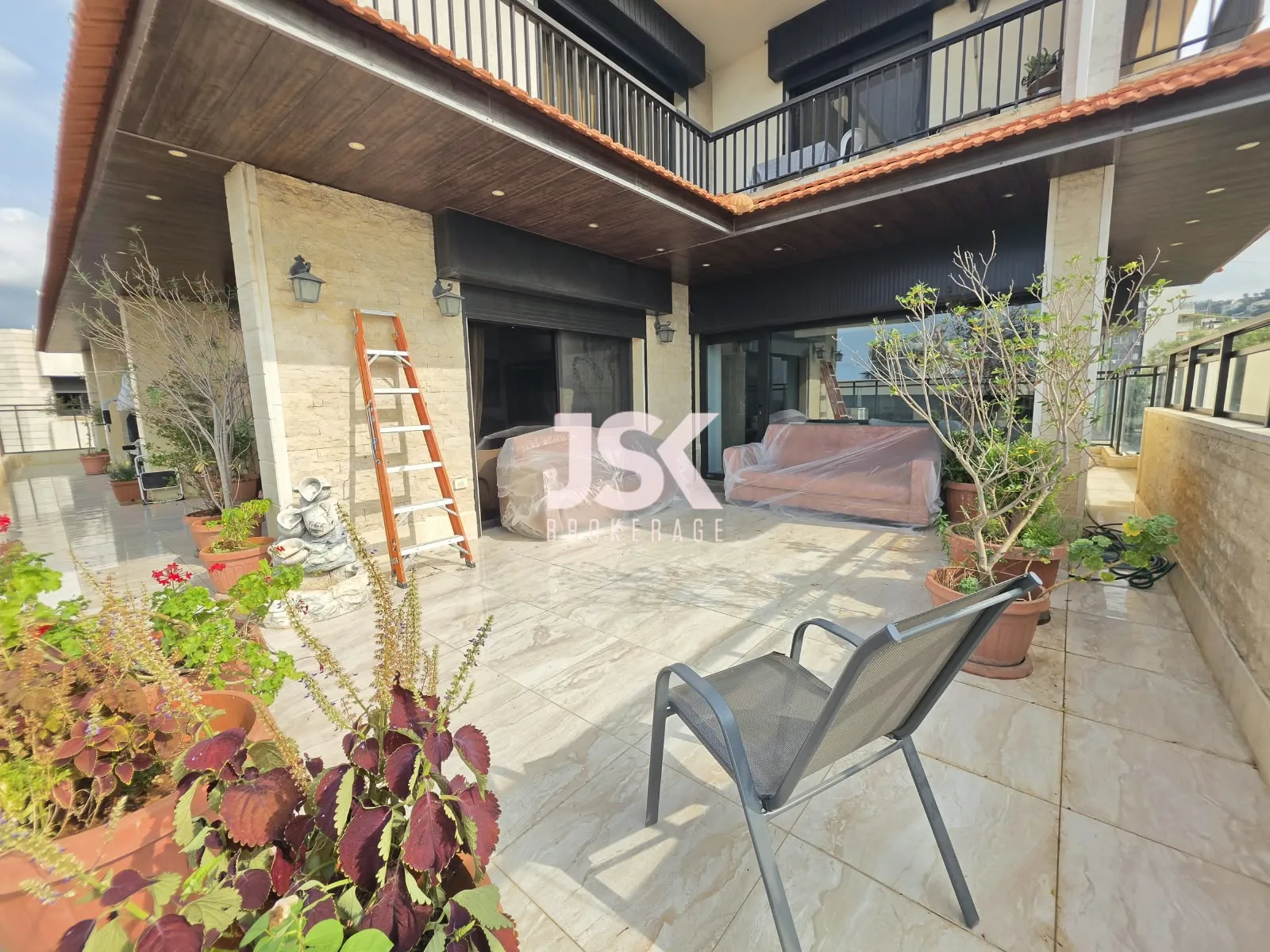 Apartment for Rent in Rihaniyeh