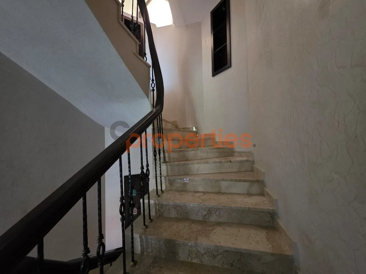 Villa for Rent in Zaarour
