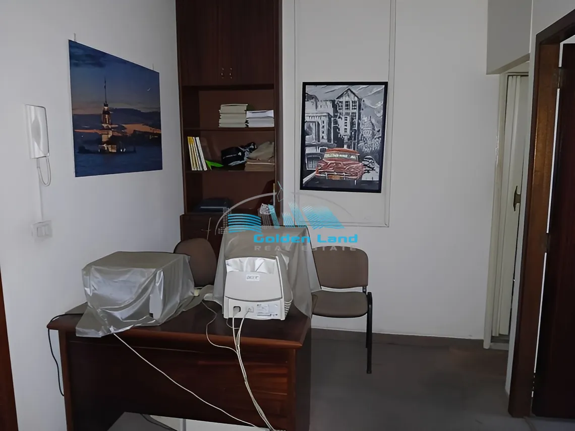 Office for rent in Jdeideh