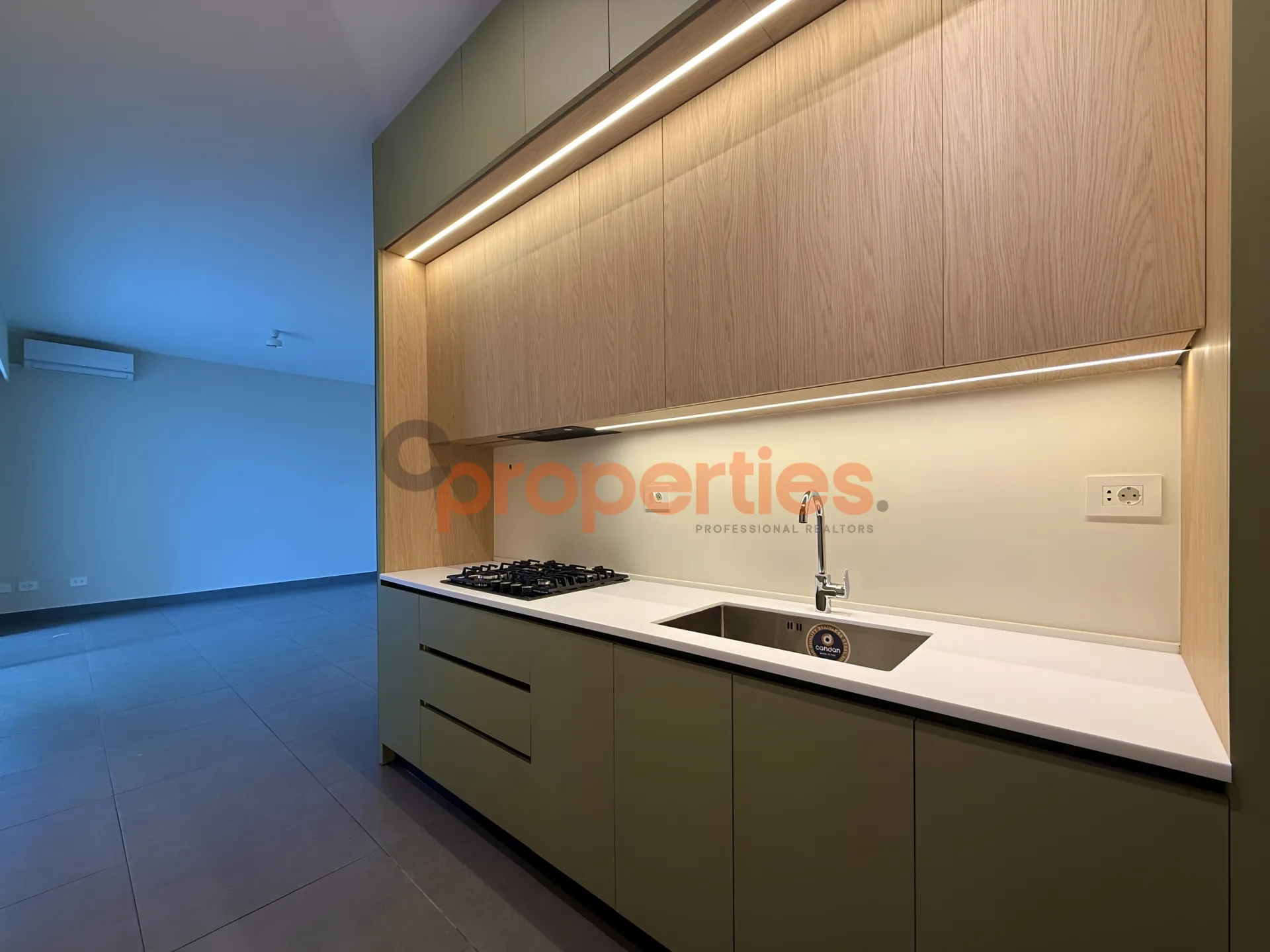 Chalet for Sale in Jounieh - 1 bed, 1 bath