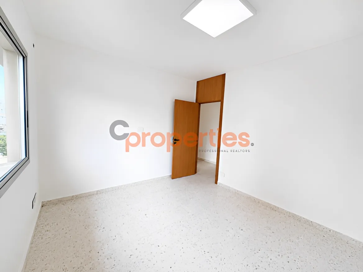 Office for Rent in Jdeideh