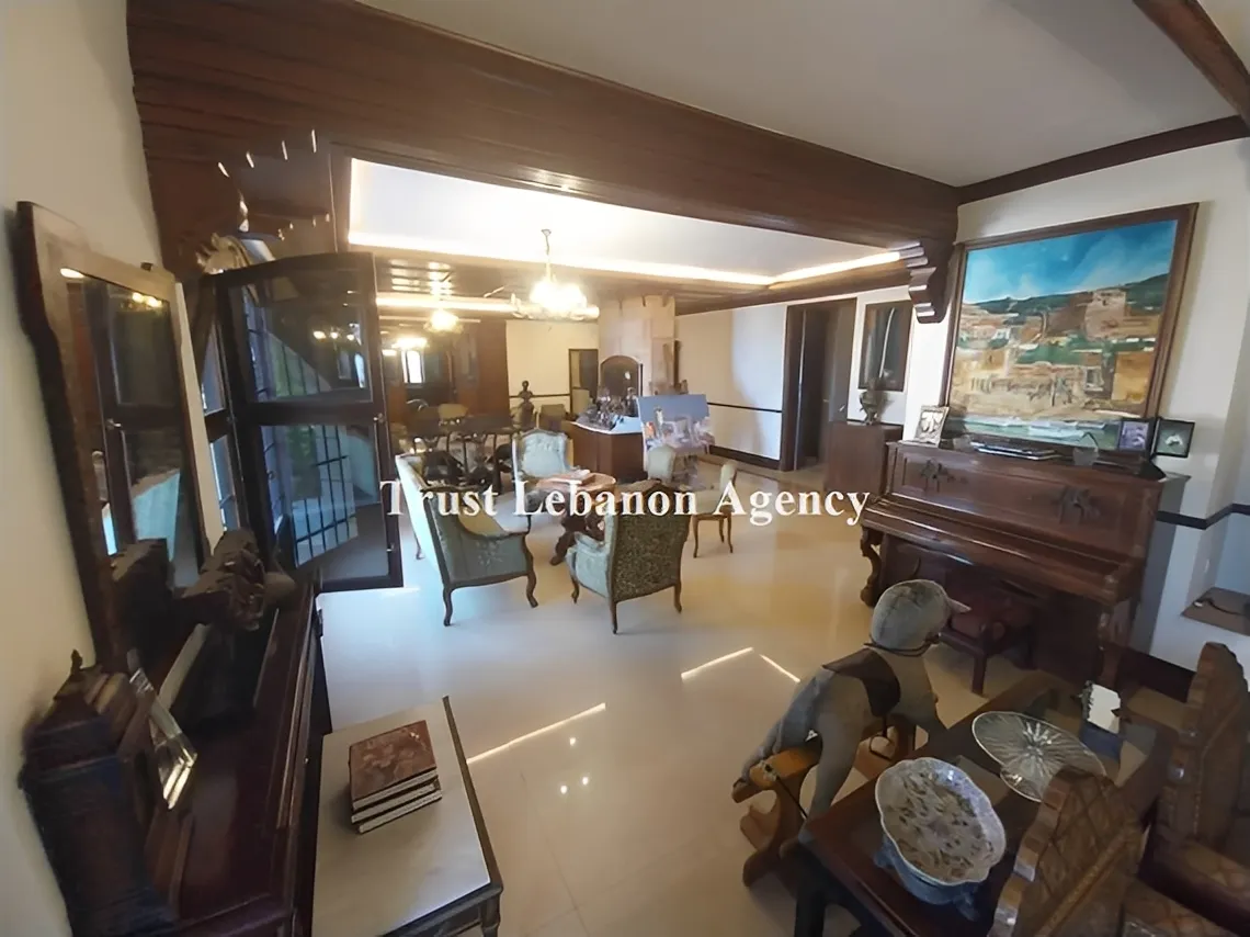 Villa for Sale in Souk Al Ghareb Alay Lebanon