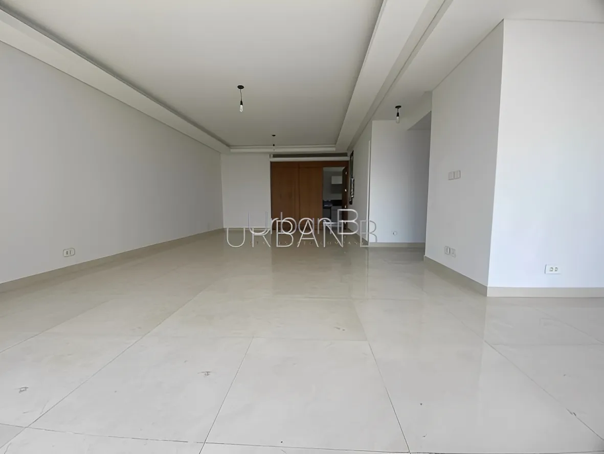 Apartment for Sale in Alfred Naccash, Bayrut, Lebanon