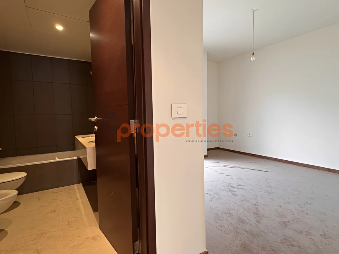 Apartment for Sale in Beit Misk