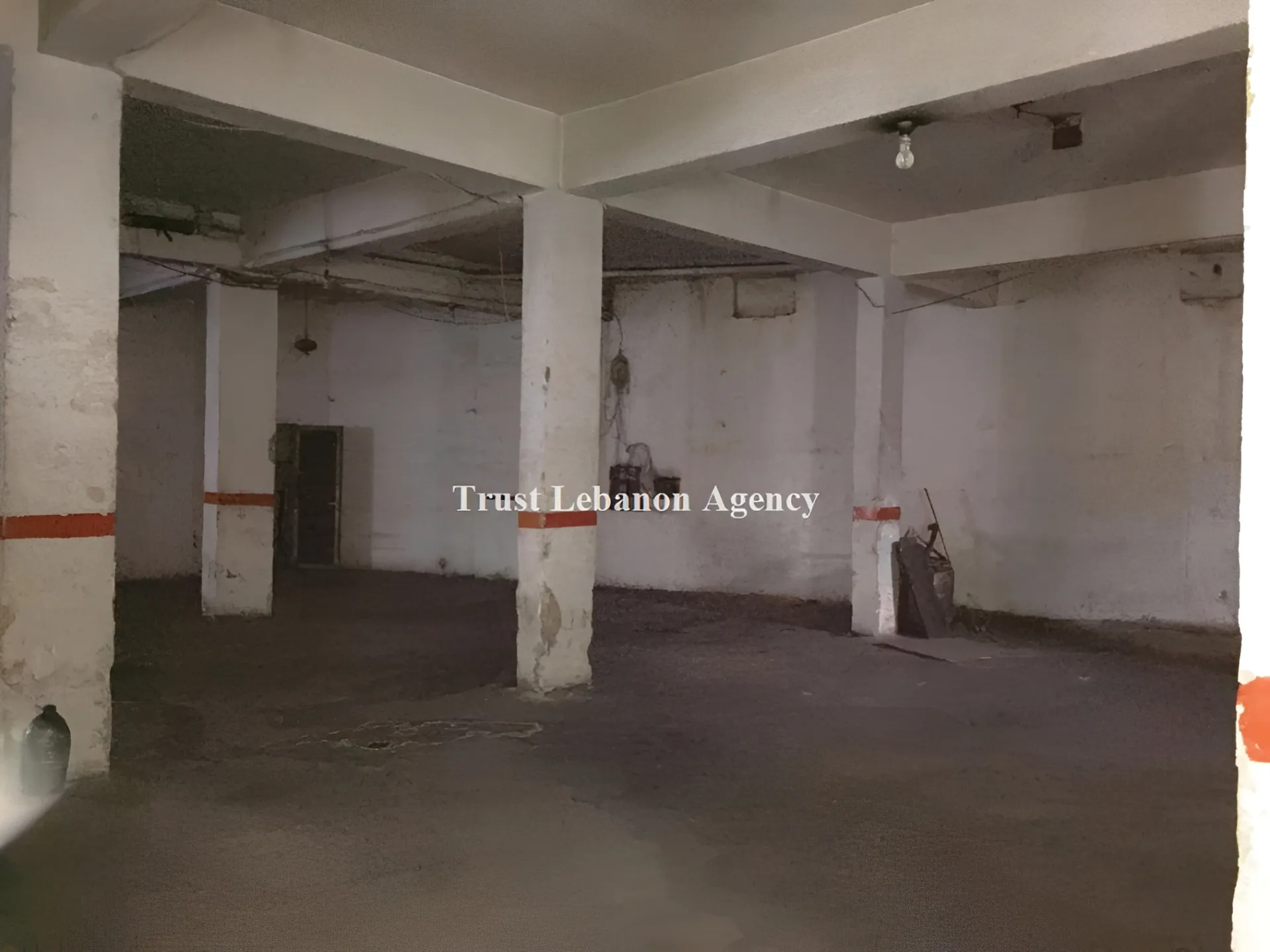Office for sale in Metn, Dbayeh