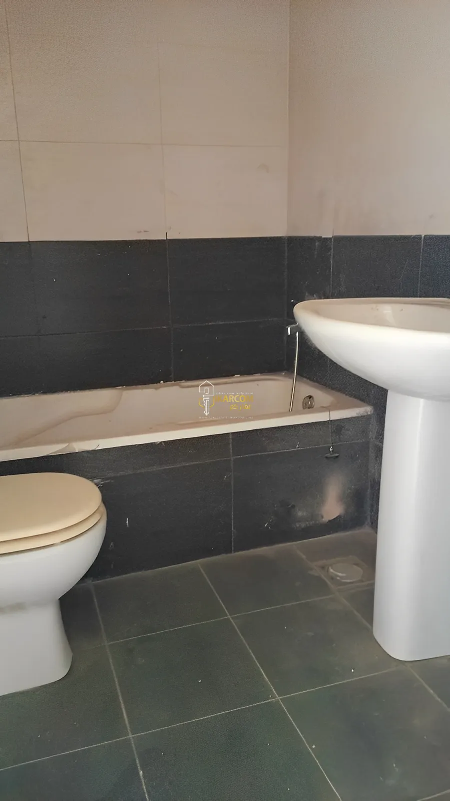Apartment for Sale in Mansourieh - 2 bed, 2 bath