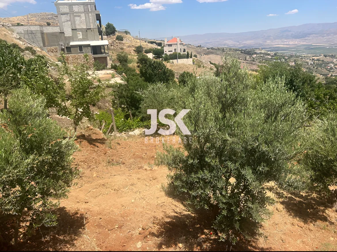 Land for Sale in Zahlé