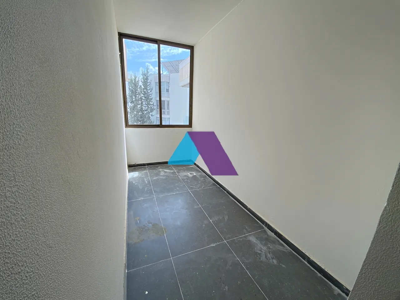 Apartment for Sale in Adonis - 2 bed, 2 bath