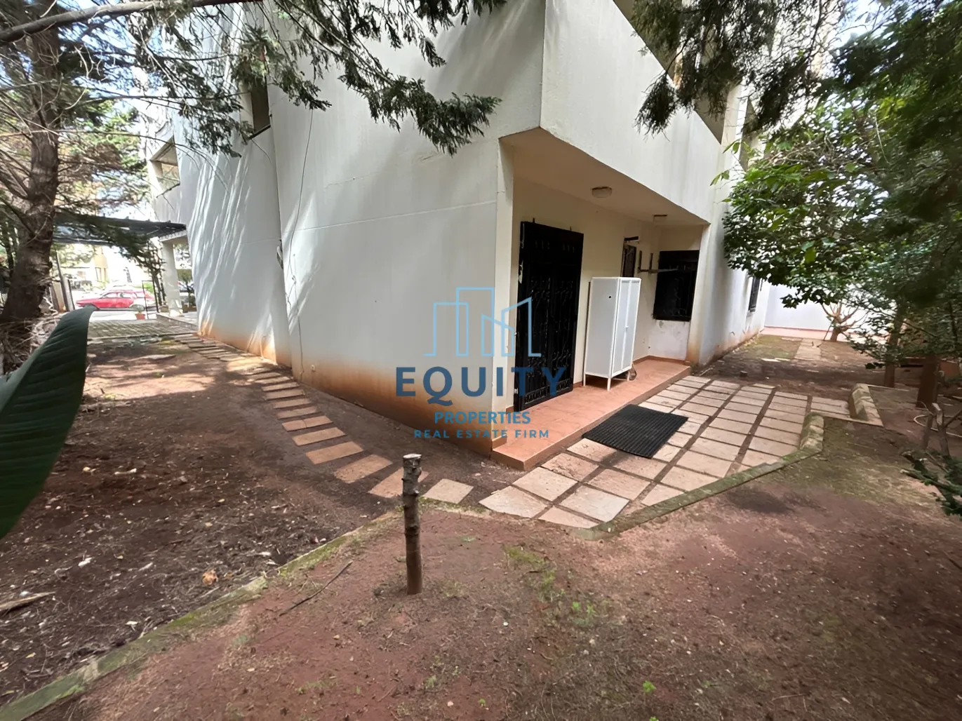 Apartment for sale in Mansourieh, Lebanon - 3 bed, 5 bath
