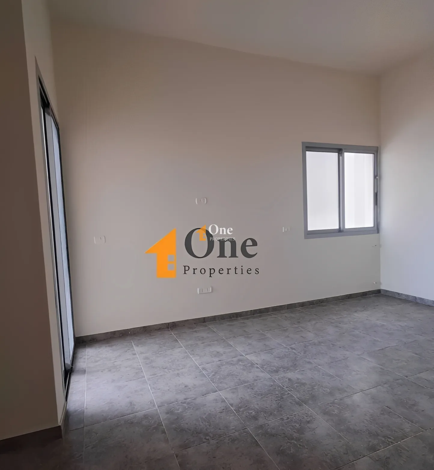 Apartment for sale in Haret Sakher, Lebanon - 2 bed, 2 bath