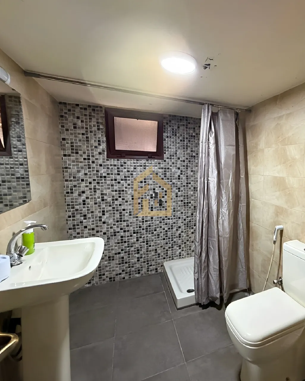 Apartment for rent in Mar Elias refugee camp, Beirut, Lebanon